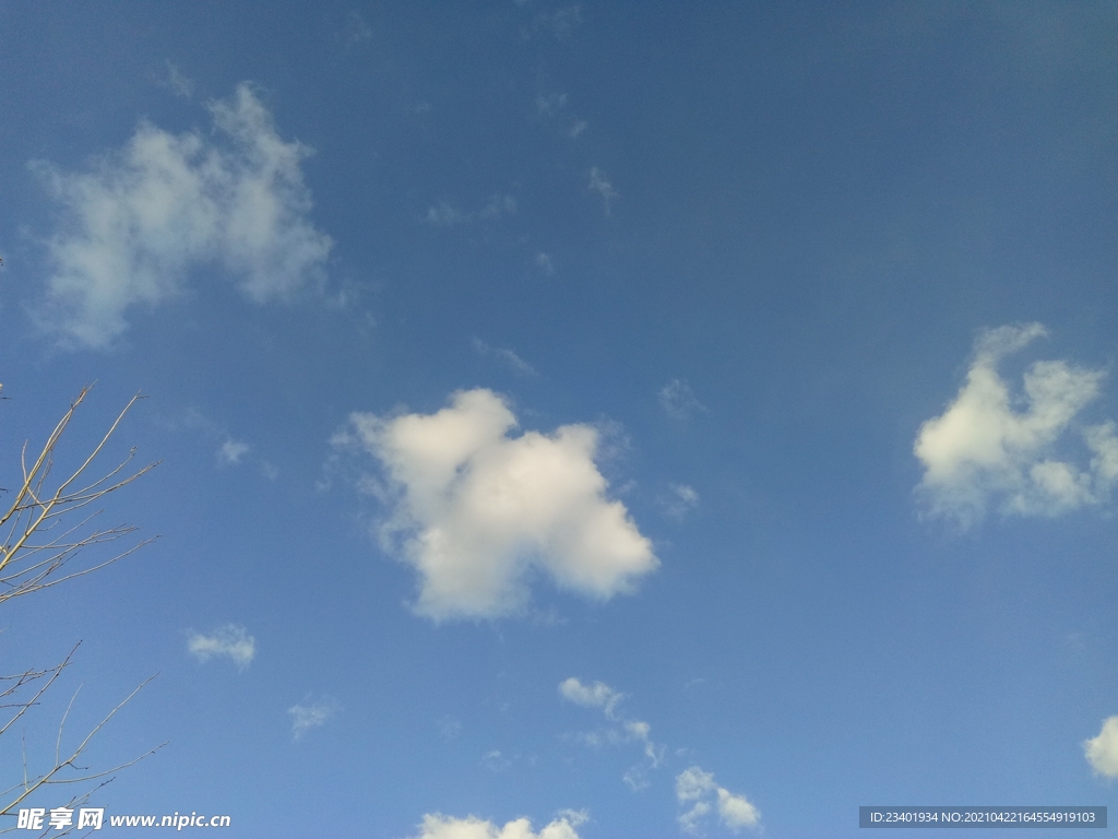 蓝天白云天空
