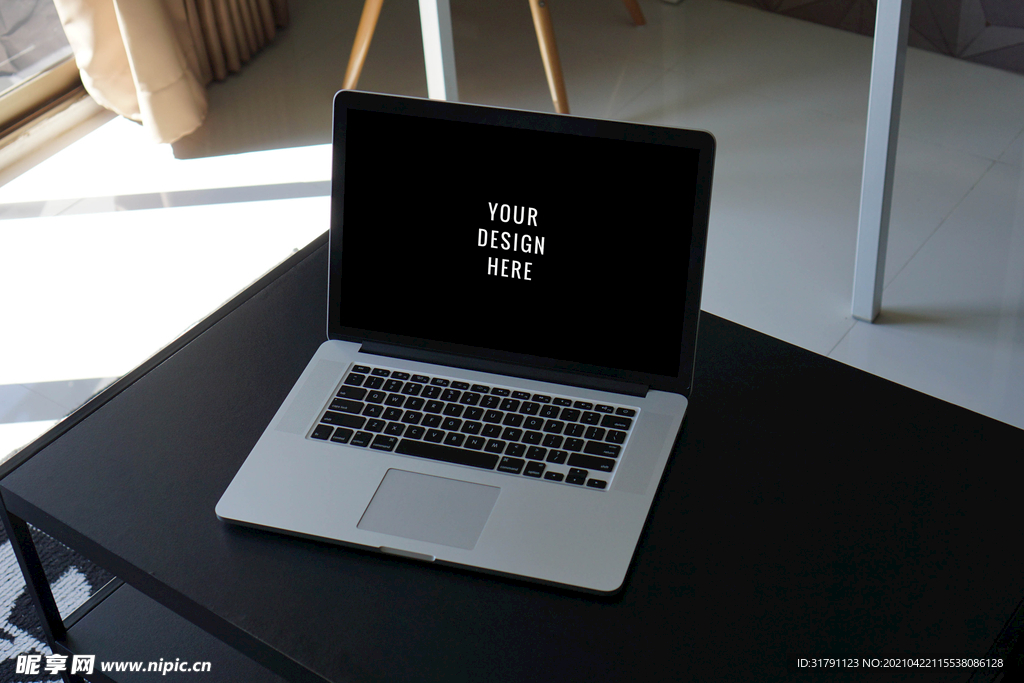 笔记本电脑样机