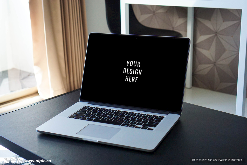 笔记本电脑样机