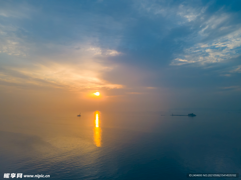 厦门环岛路海边日出