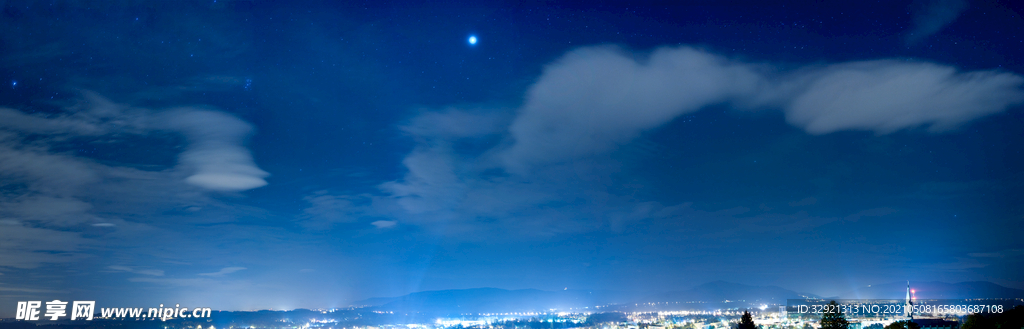 高清傍晚天空