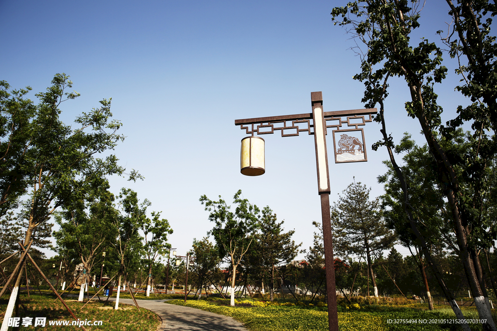 公园路灯