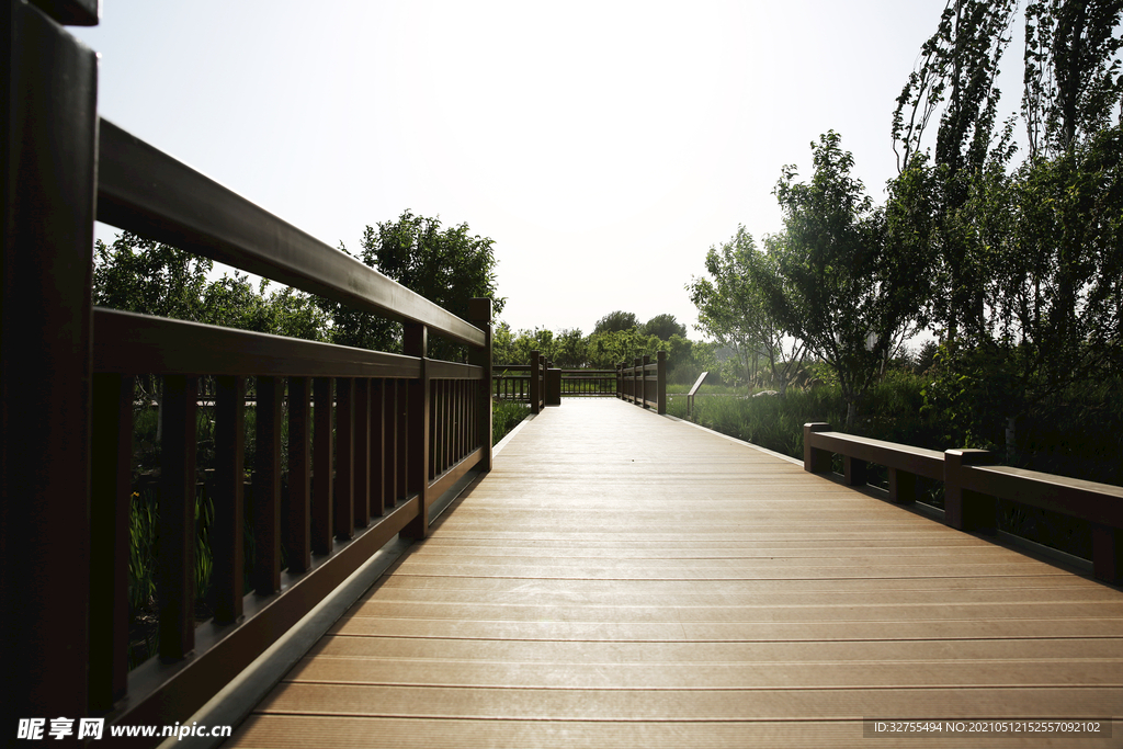 木桥