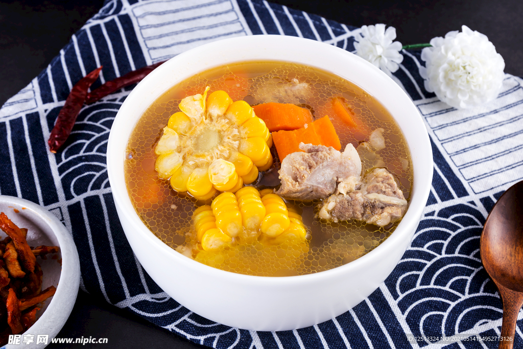 玉米排骨汤