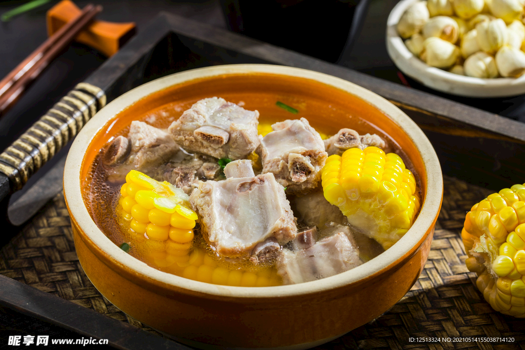 玉米排骨汤
