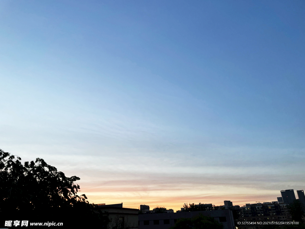 天空