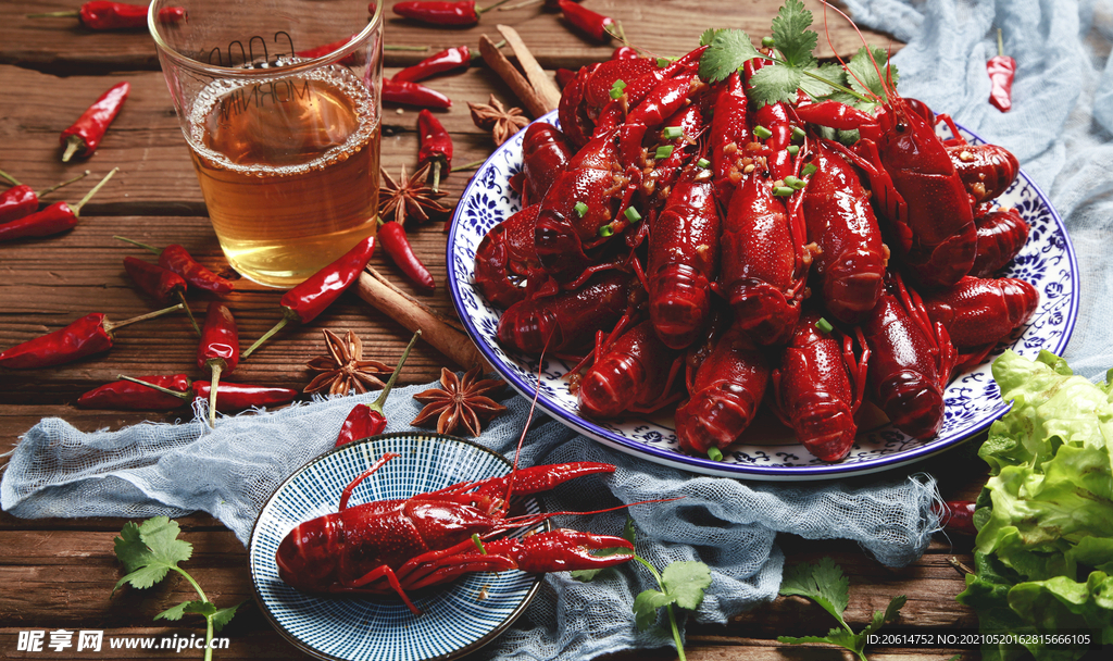 油焖红烧小龙虾