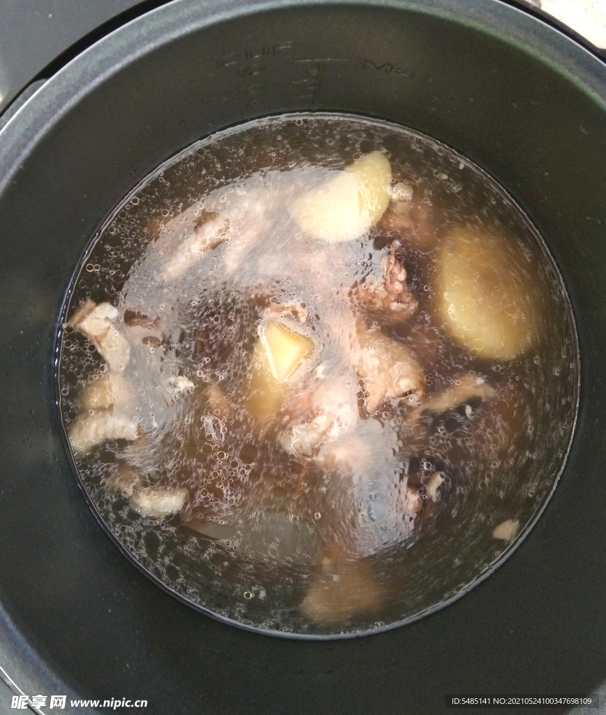 炖汤