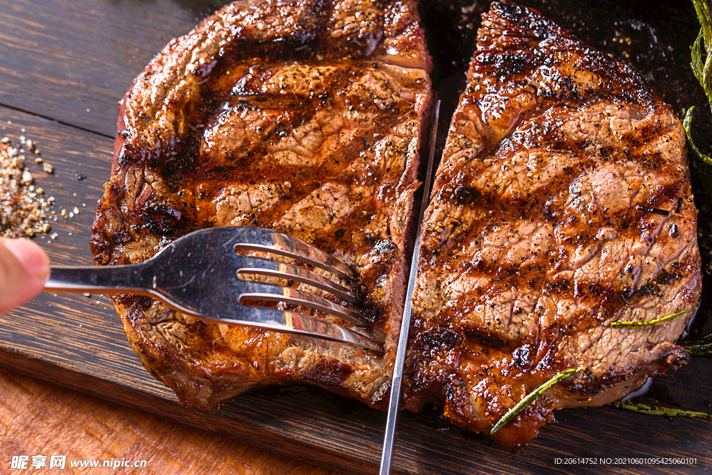 诱人的烤牛排