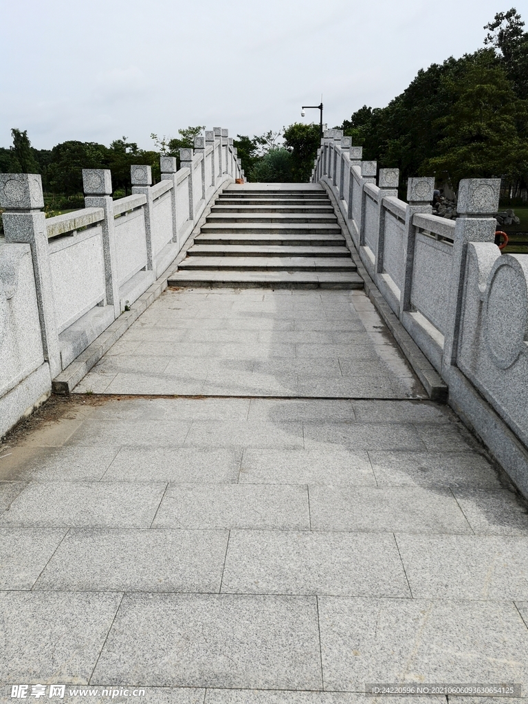 石桥