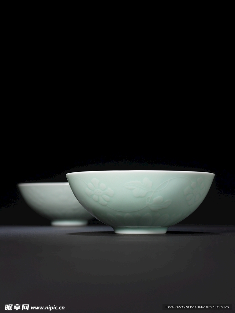 瓷器