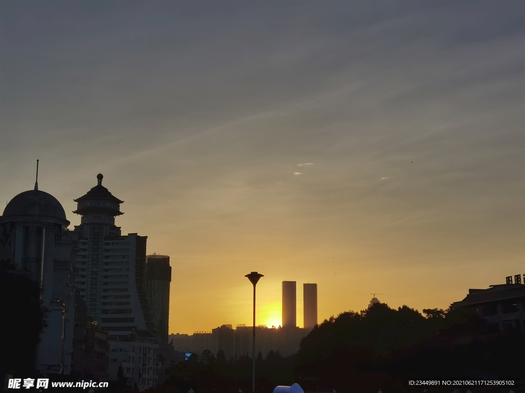 夕阳市景