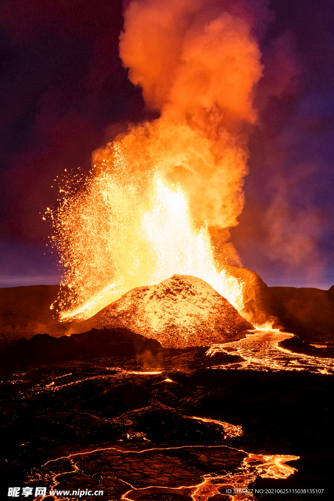 火山喷发