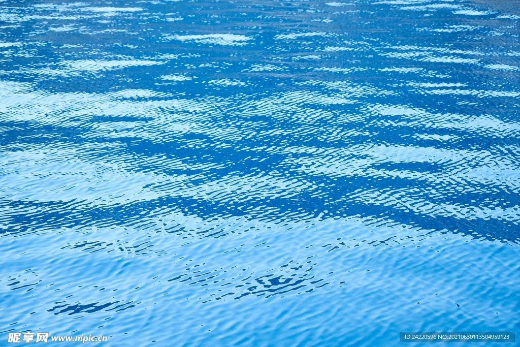水面