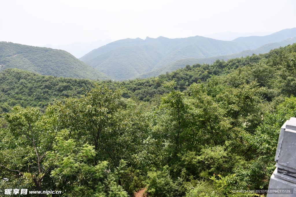 浮戏山