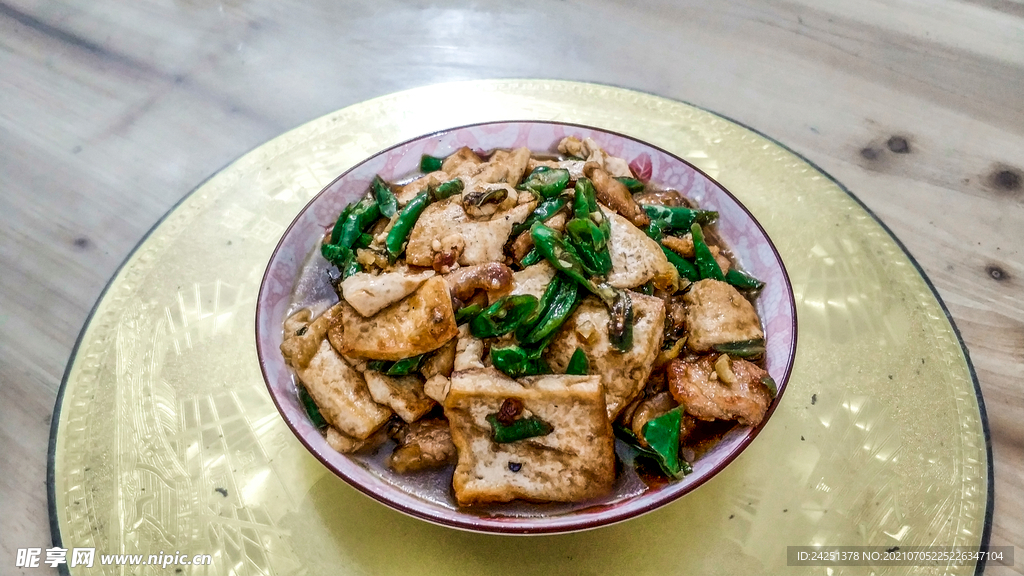 客家菜肴豆腐丝滑肉片