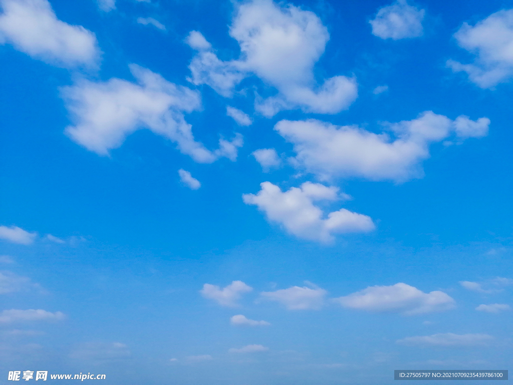 蓝天白云 