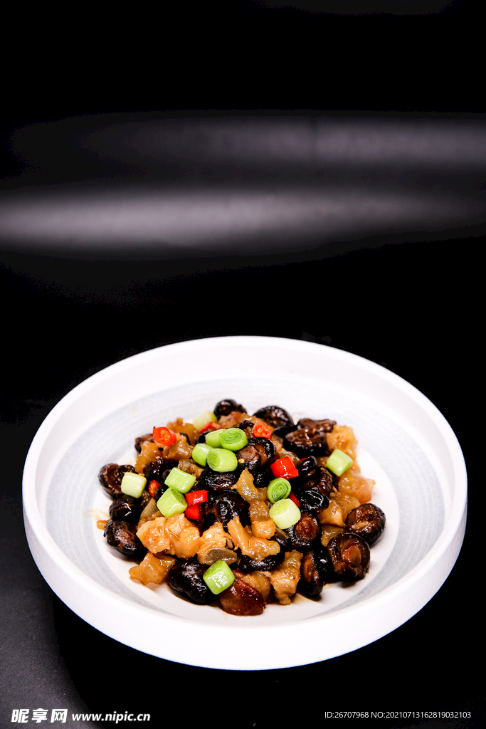 香菇炒肉