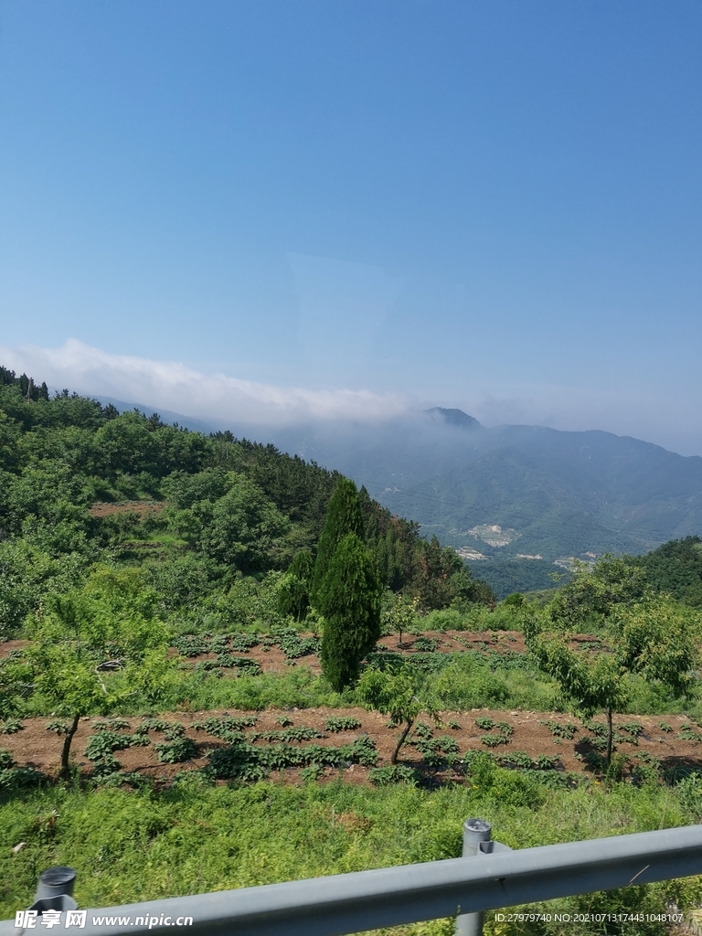 远山