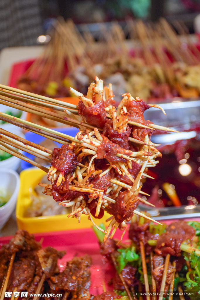 折耳根牛肉串串