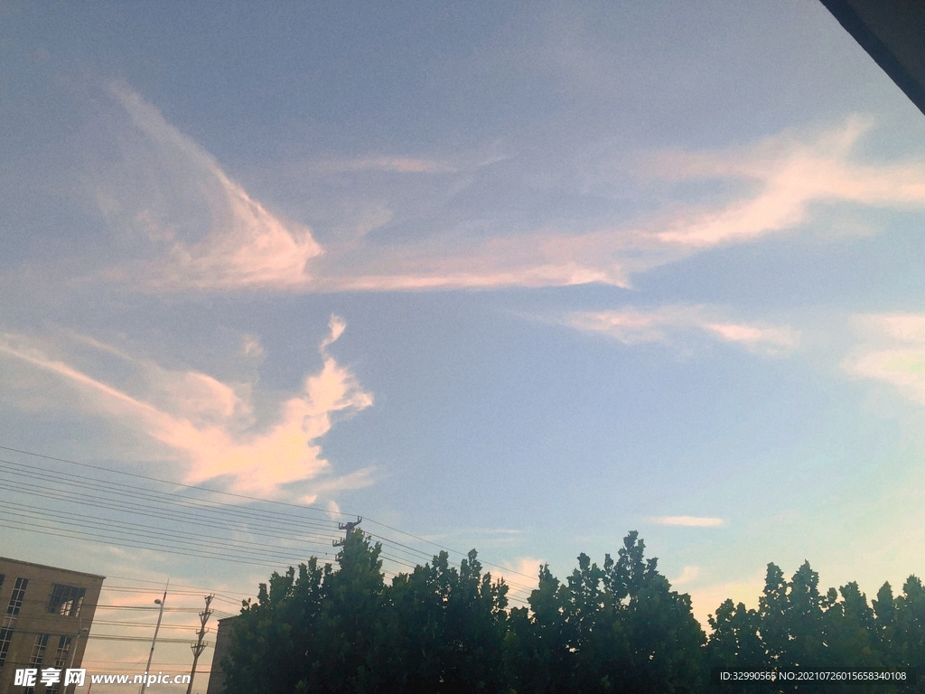 旁晚的天空