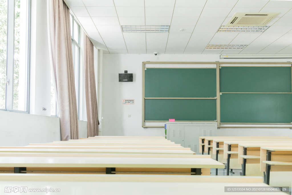 教室