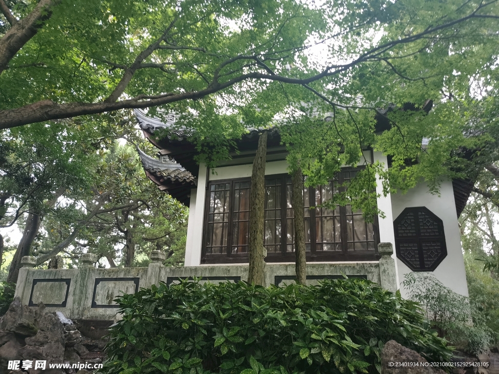 南方公园古式建筑亭子