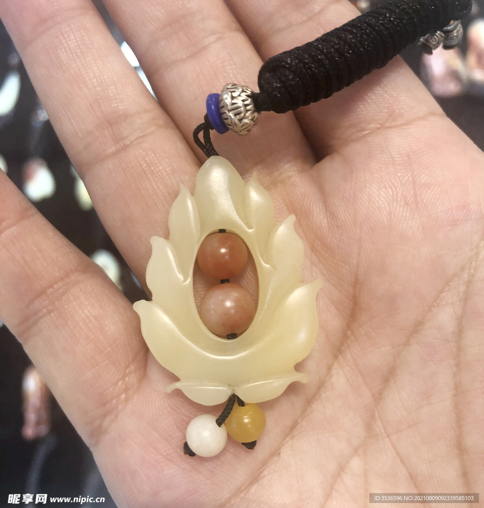 莲花挂饰
