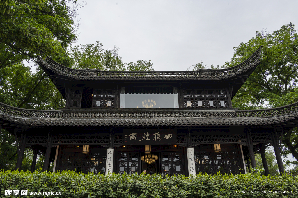 四桥烟雨