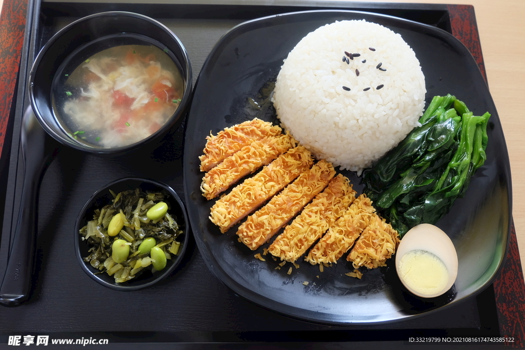 鸡排饭