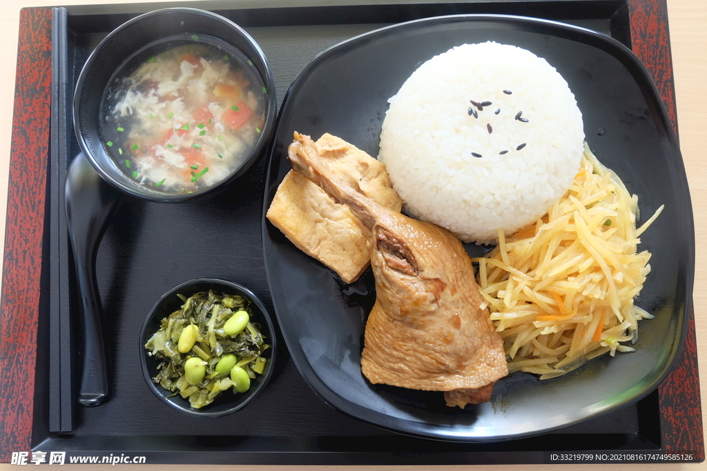 鸭腿盖浇饭