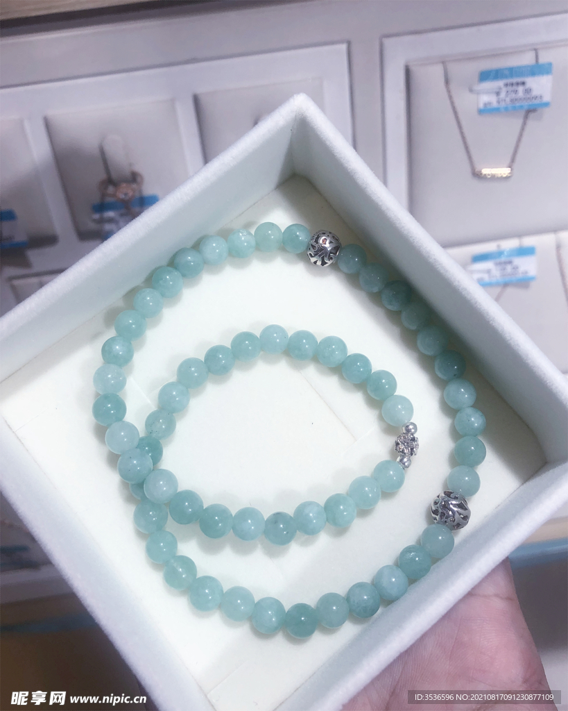 玉器 