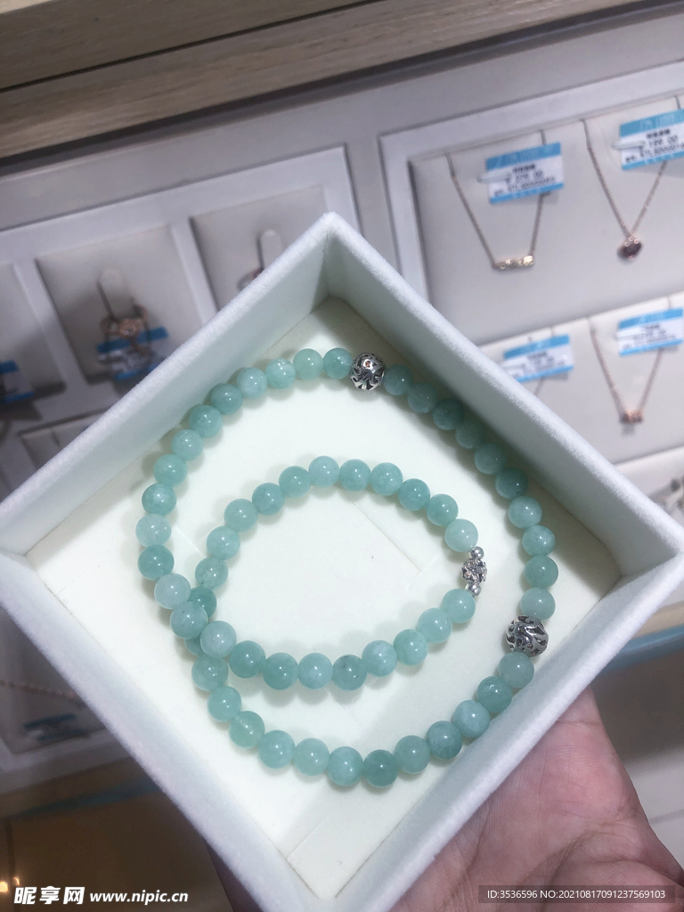 玉器 