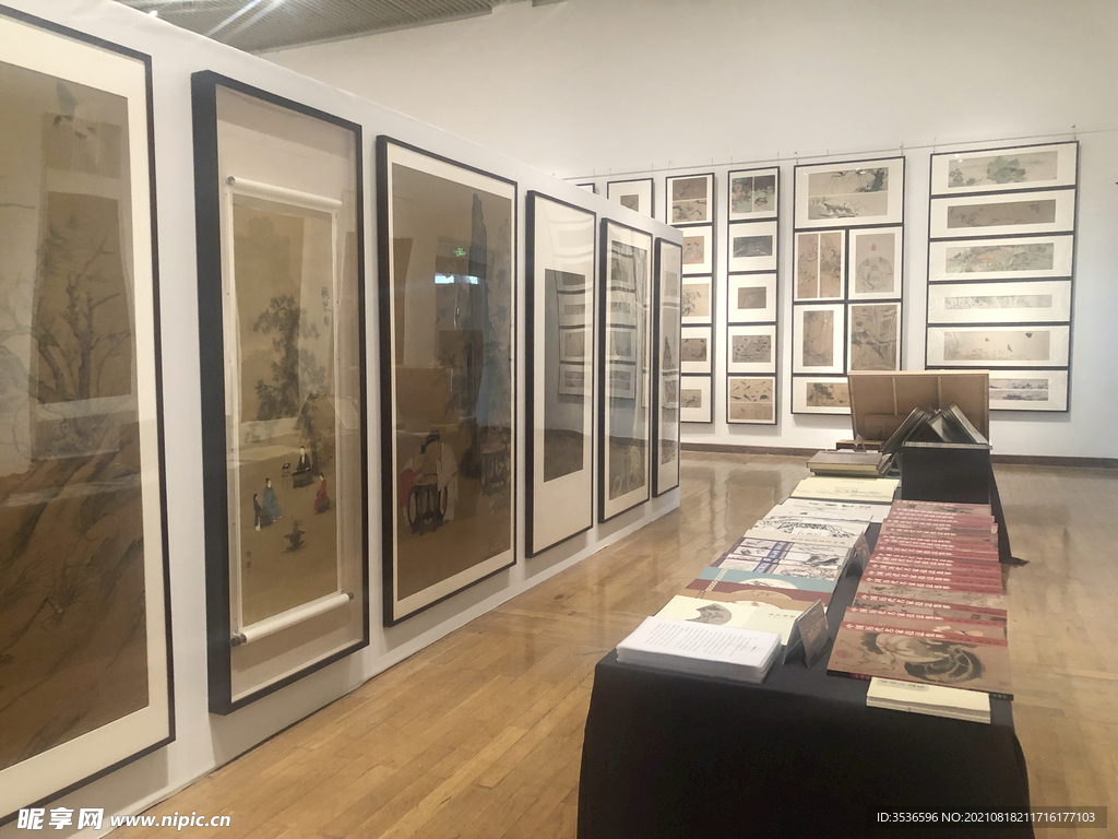 镜框画画展 