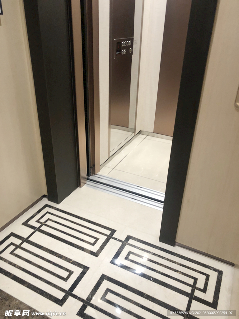 现代简约电梯
