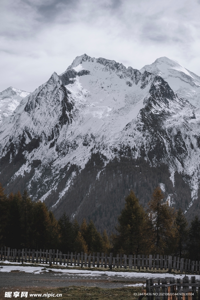 雪山