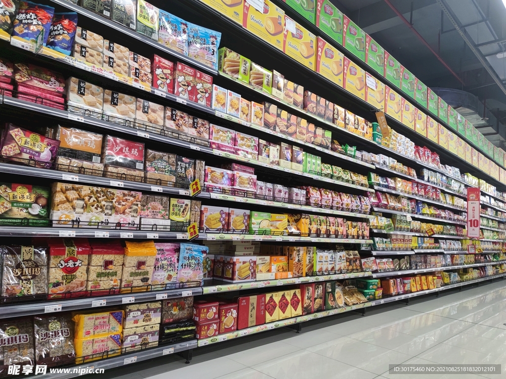 超市零食区