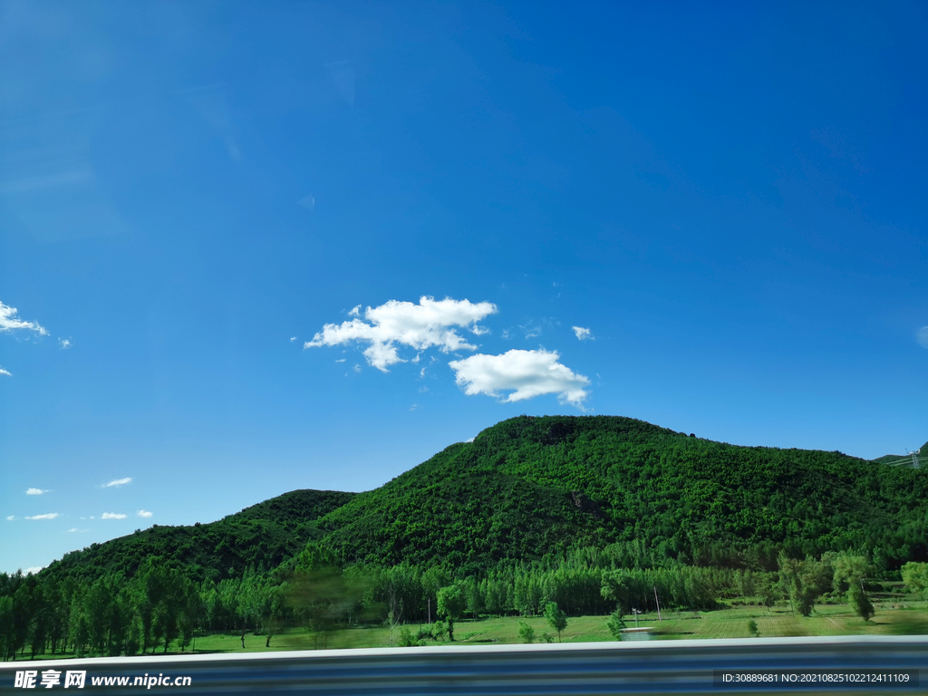 天空