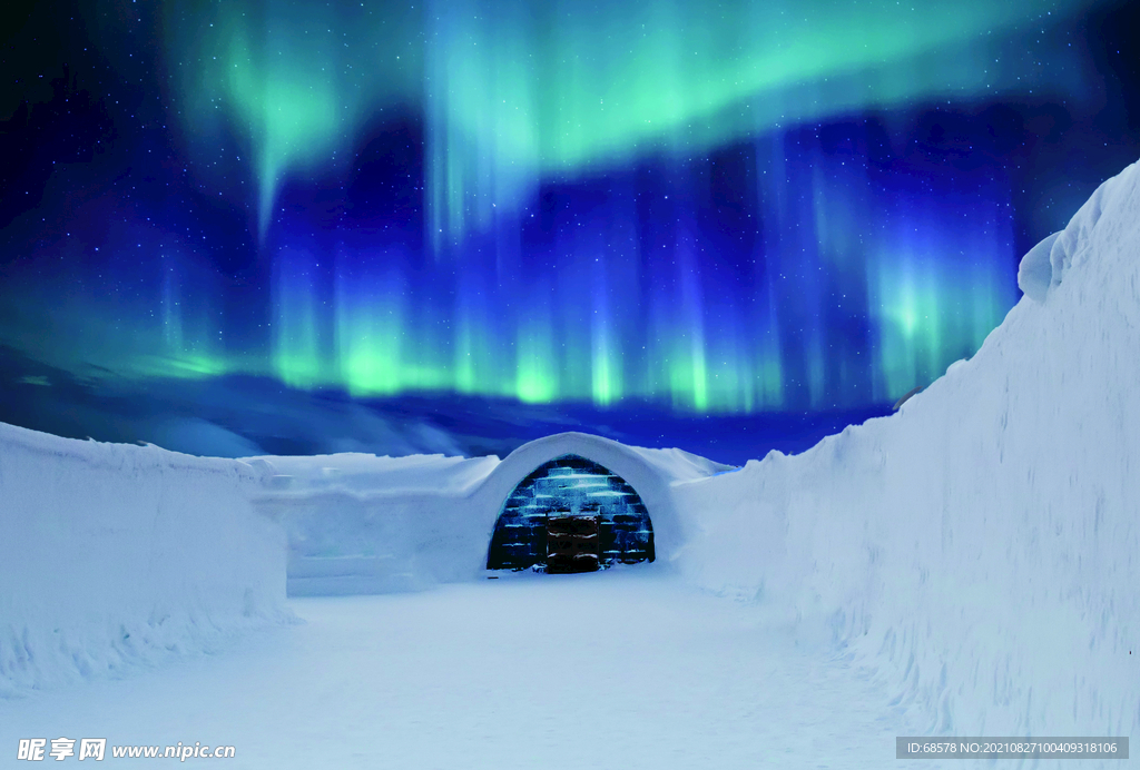 极光冰洞