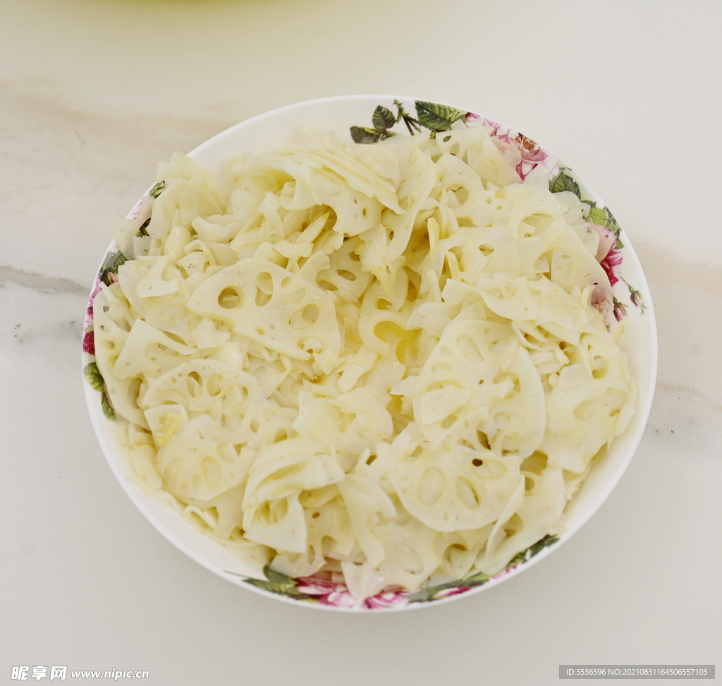 清炒藕片 