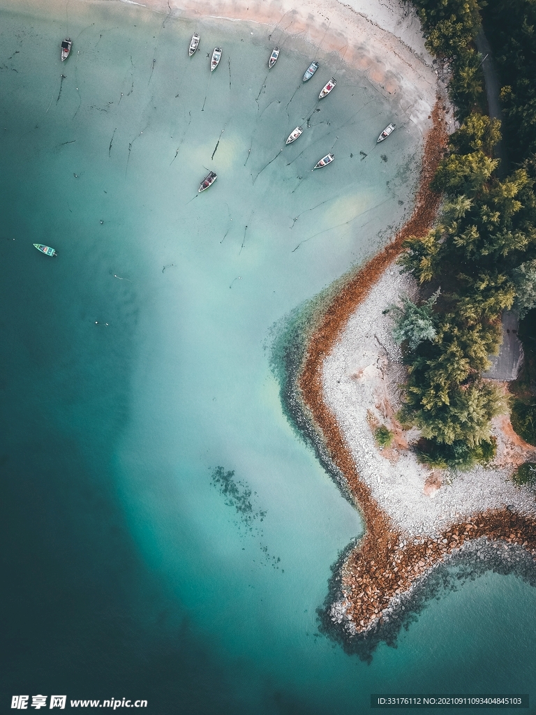 海边的俯视图