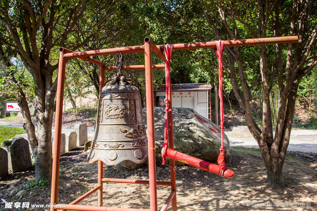 十堰龙泉寺旅游区