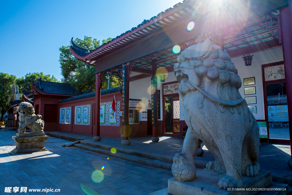 岳阳金鹗山公园金鹗山孔子公园