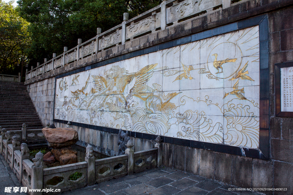 岳阳金鹗山公园金鹗山孔子公园