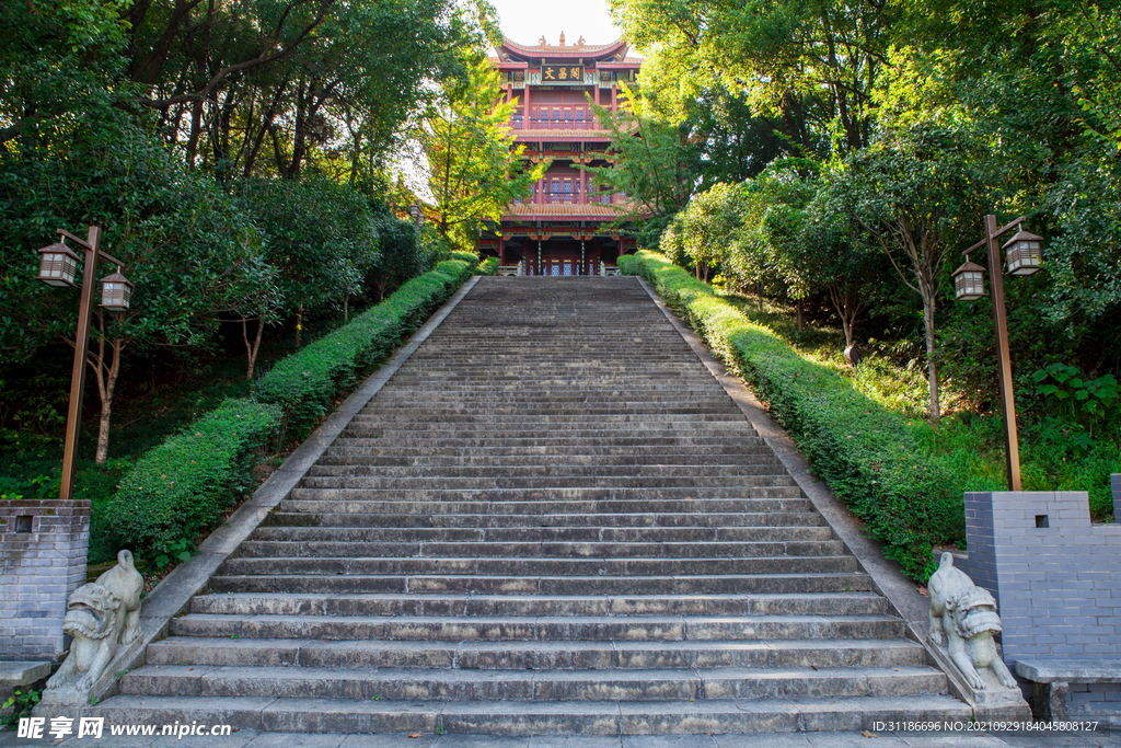 岳阳金鹗山公园金鹗山孔子公园