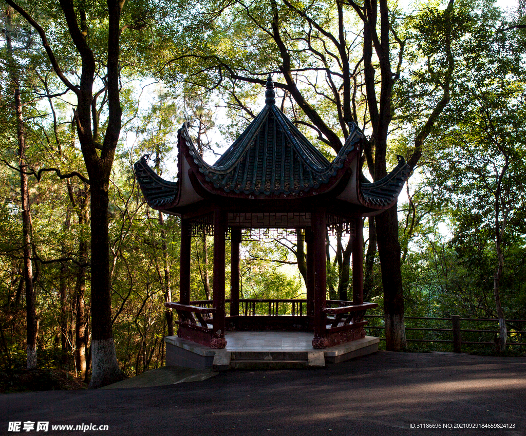 岳阳金鹗山公园金鹗山孔子公园