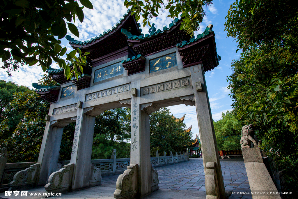 岳阳楼景区 北通巫峡