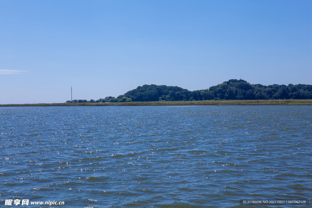 岳阳君山岛景区 汛期游船进出