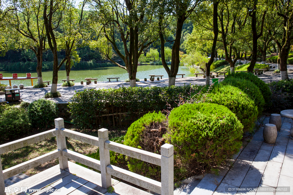 岳阳君山岛景区 龙涎井