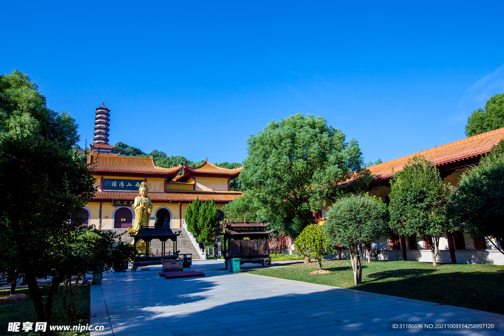 岳阳圣安寺景区